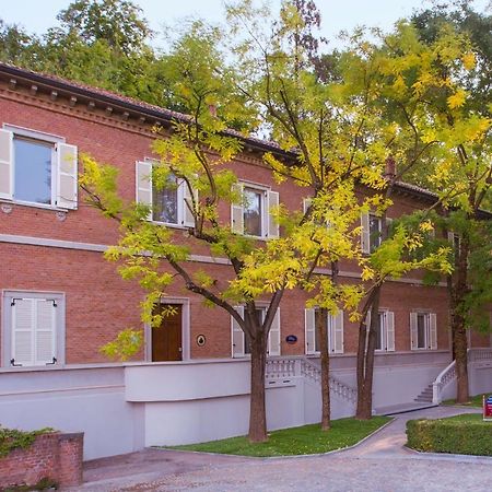 Villaggio Narrante - Foresteria Delle Vigne Serralunga d'Alba Eksteriør bilde